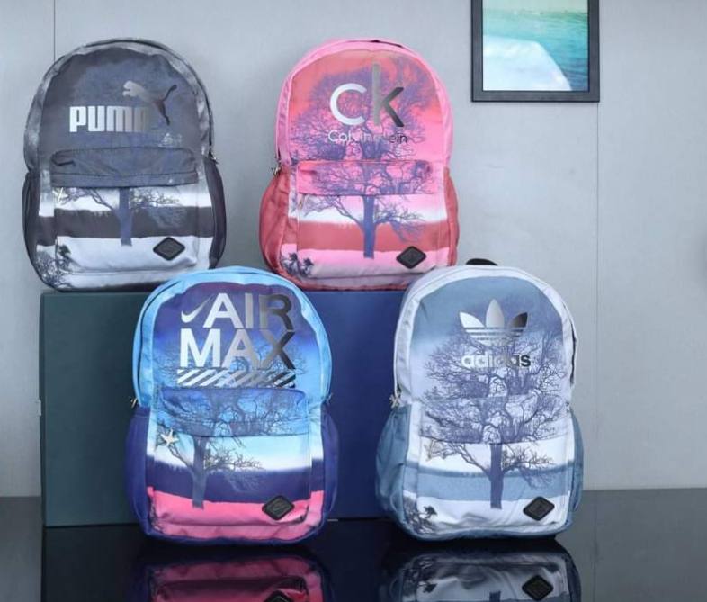 🎒🧳💼 شنطة الماركات المختلفة  ♻️🎒👝