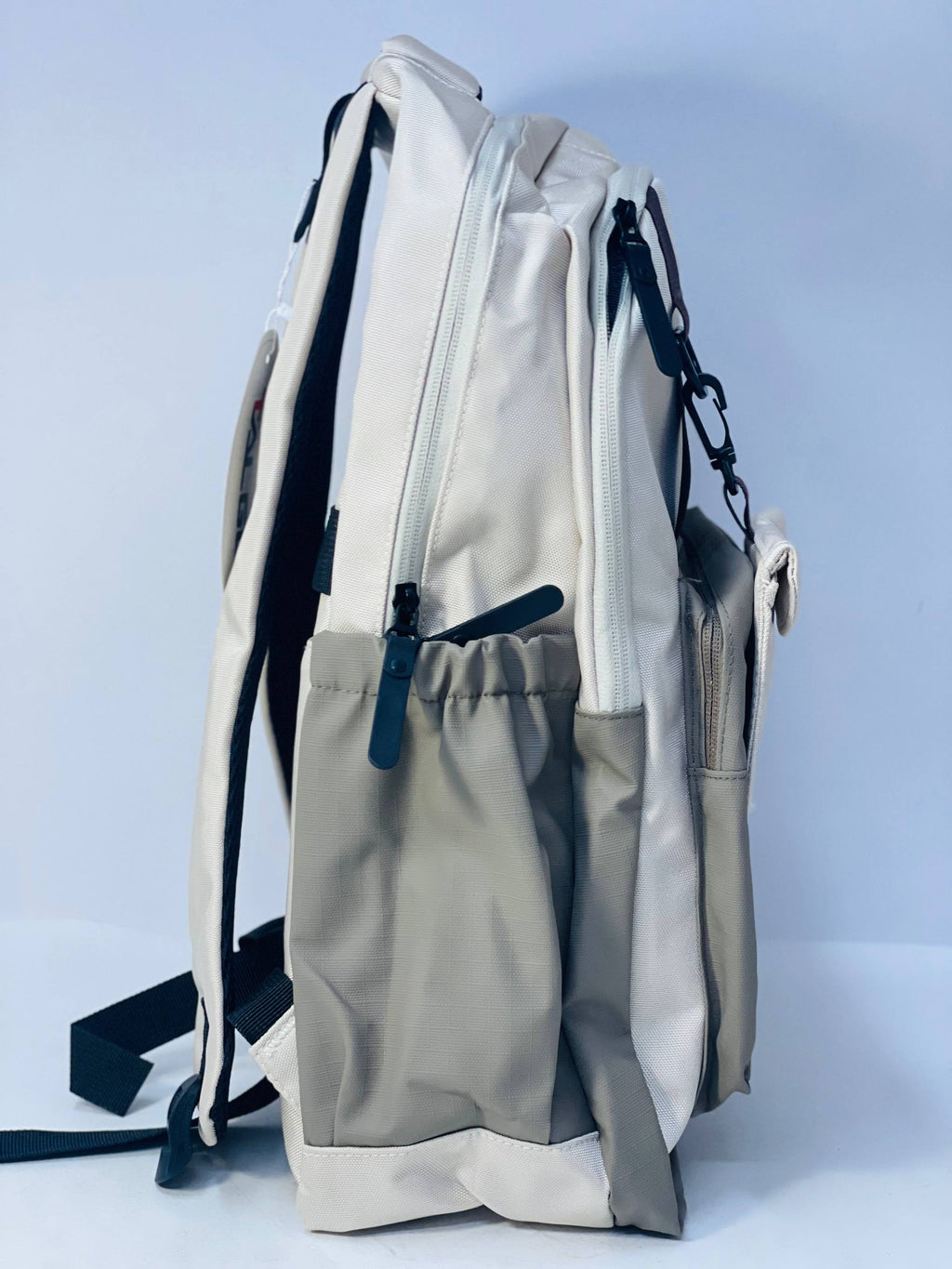 🎒🧳💼  الشنطة الاولادي 🧒🏻🧒🏻🎒🎒