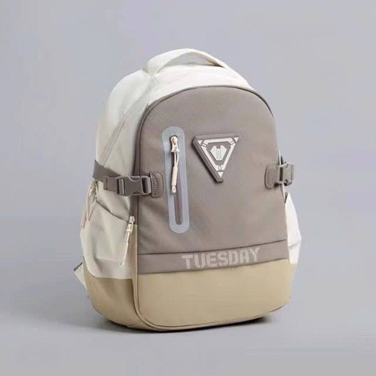 🎒🧳💼  الشنطة الاولادي 🧒🏻🧒🏻🎒🎒