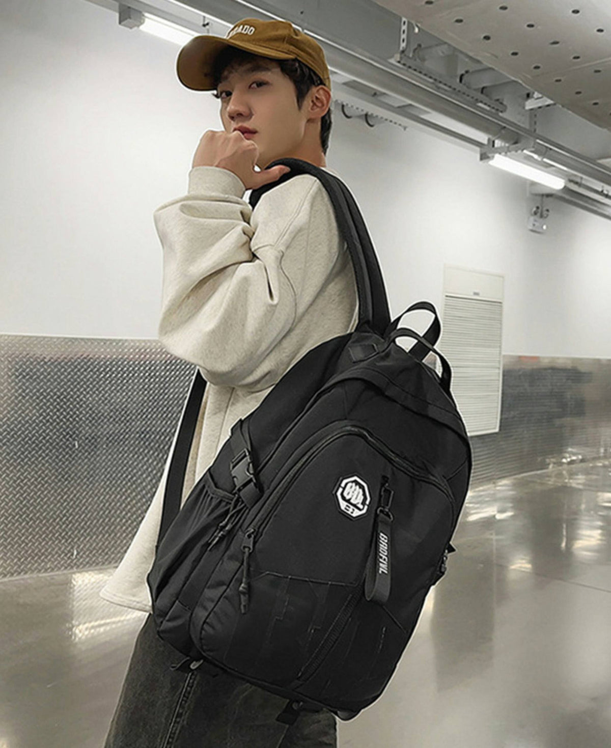 🎒🧳💼  الشنطة الاولادي 🧒🏻🧒🏻🎒🎒