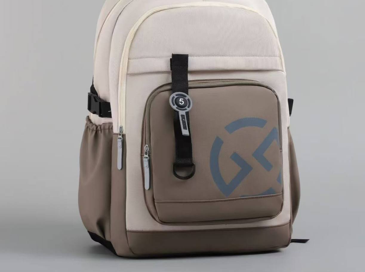 🎒🧳💼  الشنطة الاولادي 🧒🏻🧒🏻🎒🎒