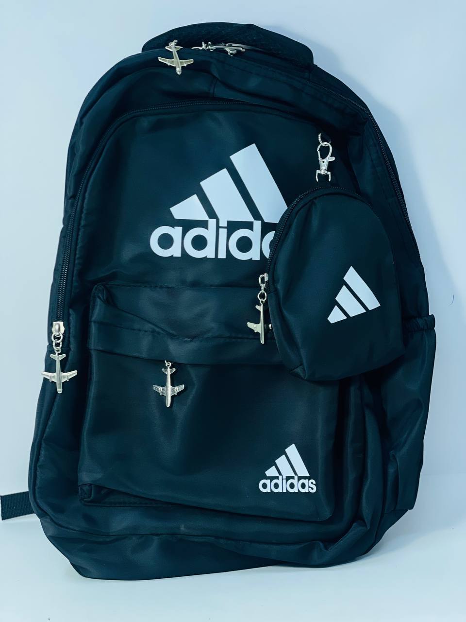 🎒🧳💼 شنطة الماركات المختلفة  ♻️🎒👝 CAT , NIKE , PUMA , adidas ®️®️