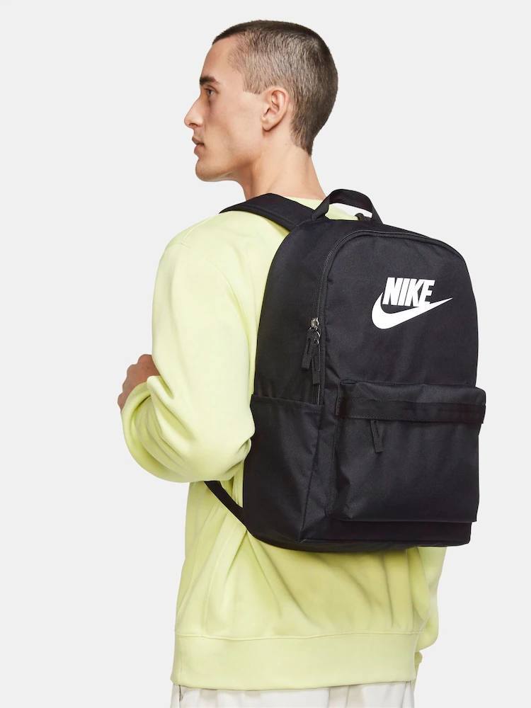 🎒🧳💼 شنطة الماركات المختلفة  ♻️🎒👝 CAT , NIKE , PUMA , adidas ®️®️
