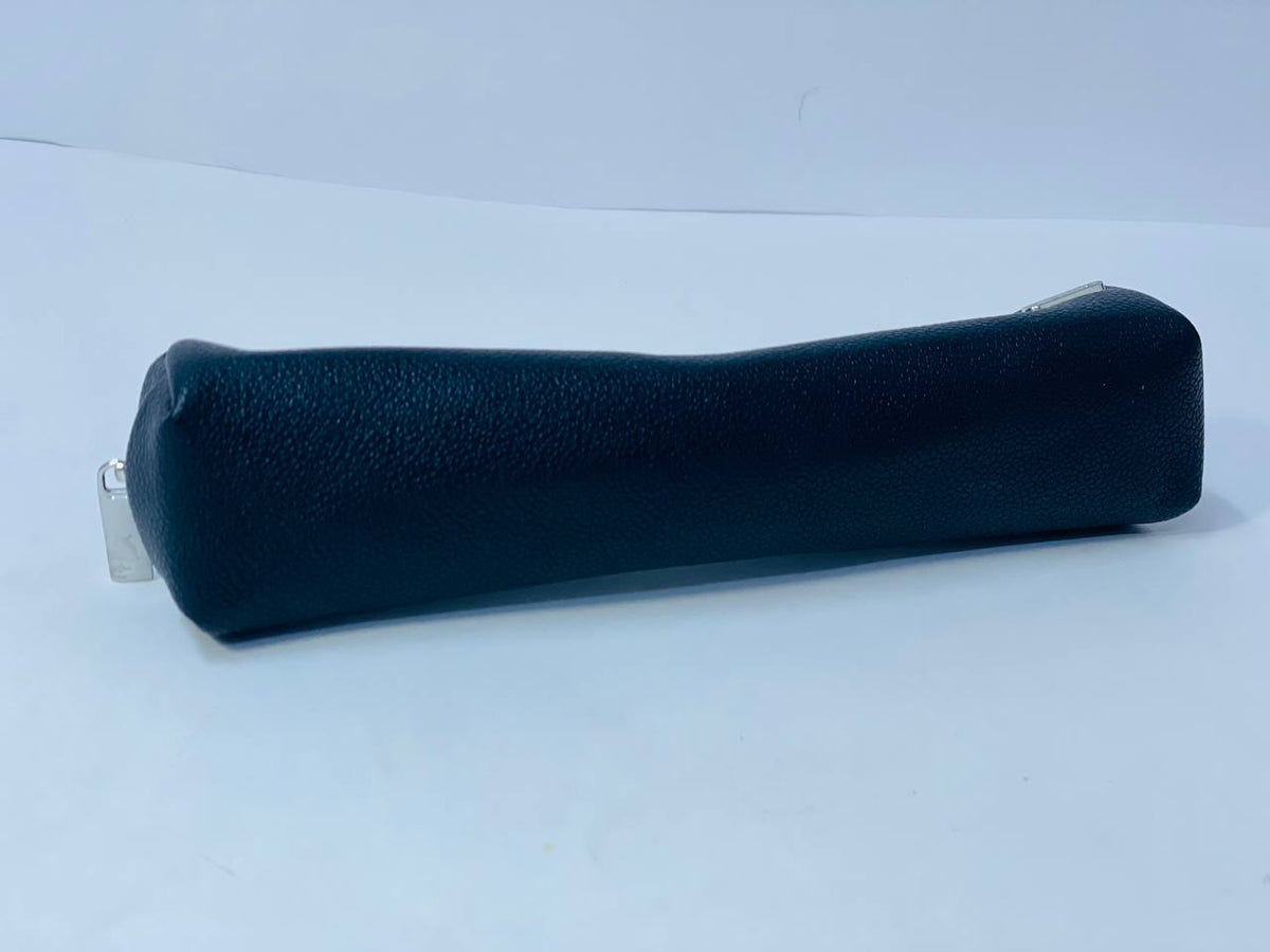 المقلمة الجلد  🧶🪡