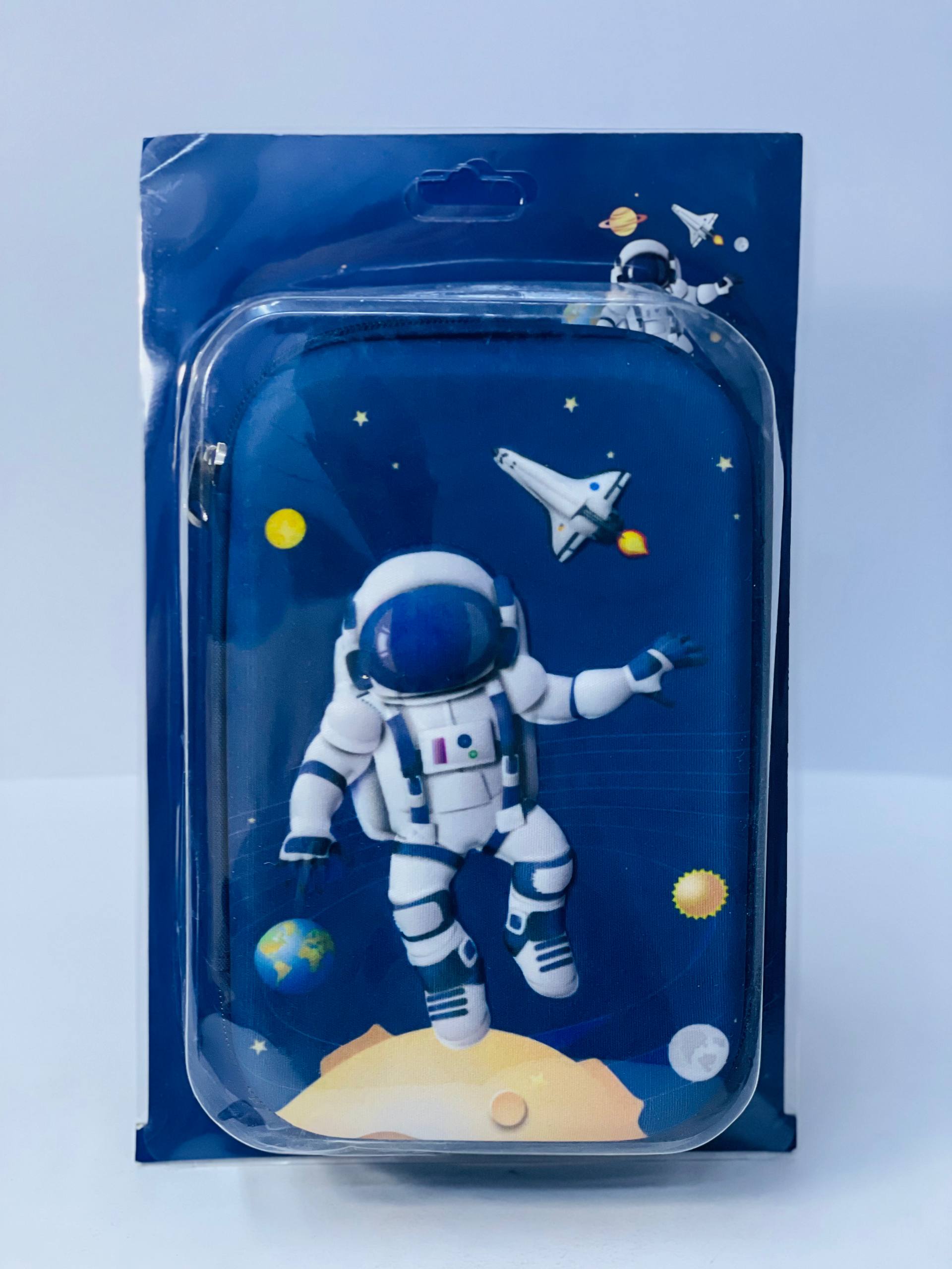 مقلمة رجل الفضاء 🧑🏻‍🚀🚀