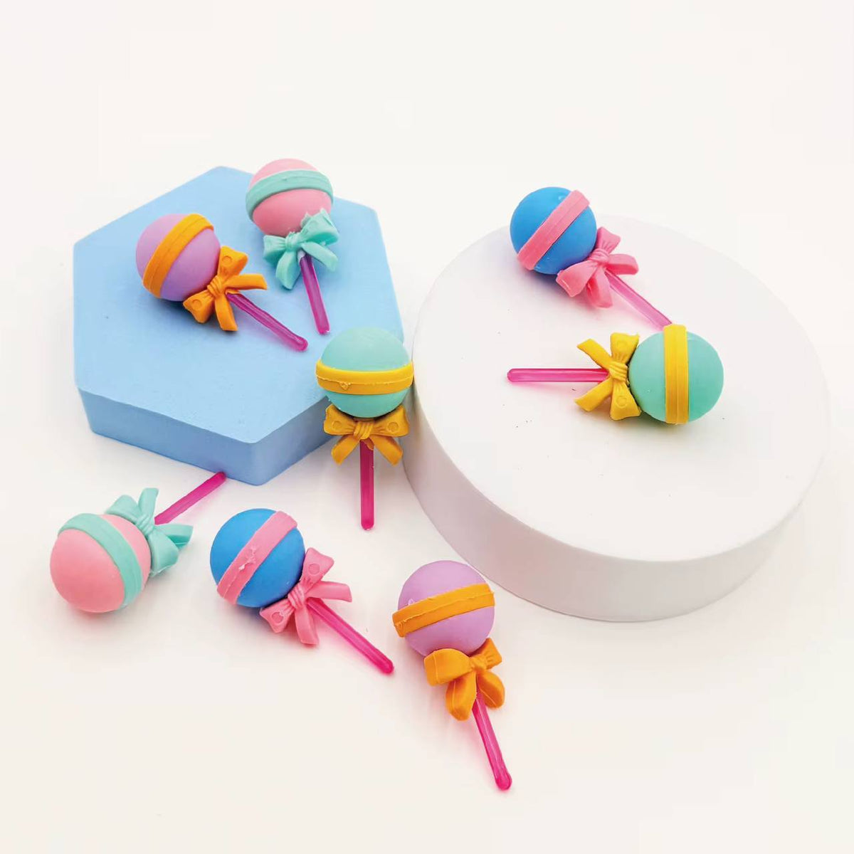 استيكة اشكال الحلويات المختلفة 🧁🍭🍨🍩🍩