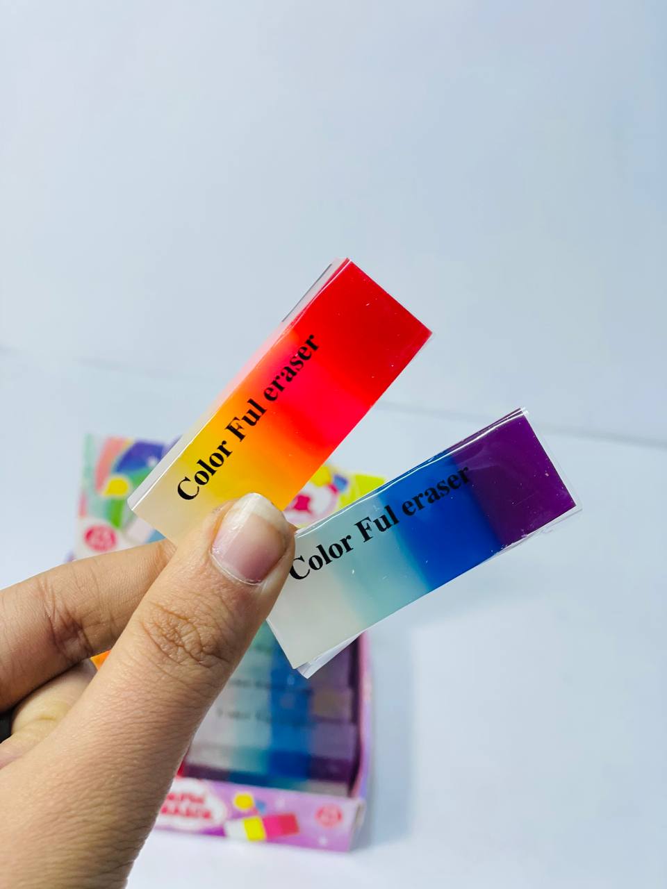 استيكة الشفافة🌈 ◻️◻️