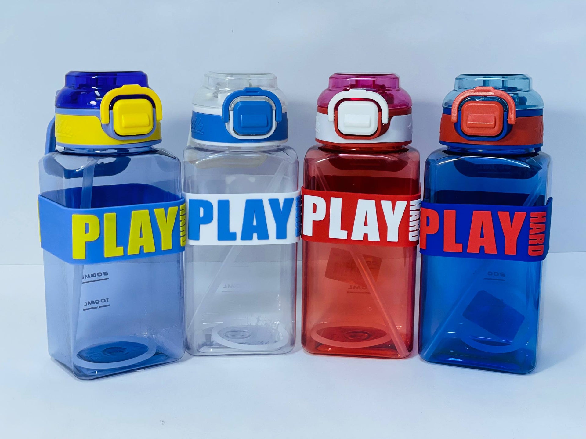 زجاجة المياه الشفافة PLAY HARD ❇️♻️☑️✨✨