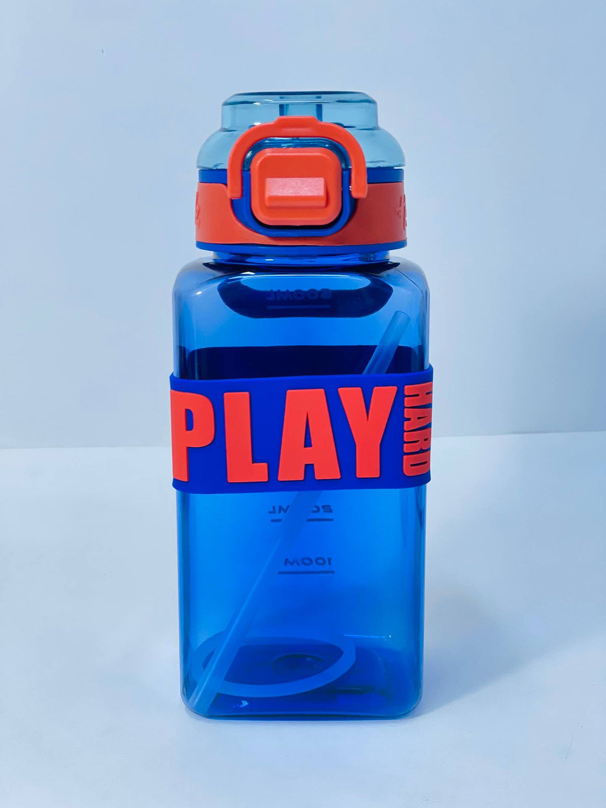 زجاجة المياه الشفافة PLAY HARD ❇️♻️☑️✨✨
