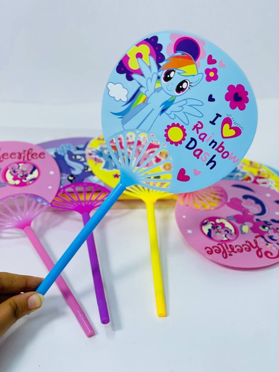 القلم الچيل بالهواية 🪭🪭 اشكال اليوني كورن المختلفة 🦄🦄🦄🦄