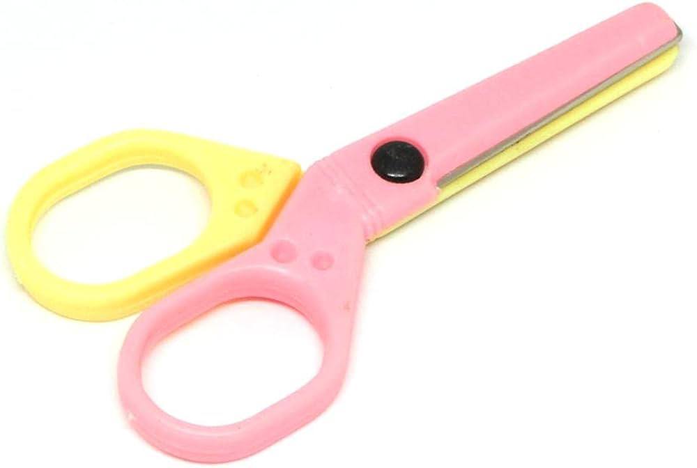 المقص البلاستيك في سن معدن ✂️✂️📝