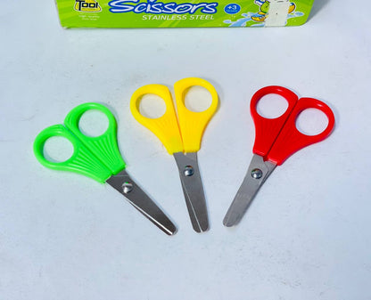 المقص البلاستيك في سن معدن ✂️✂️📝