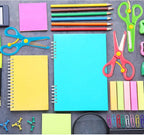 المقص البلاستيك في سن معدن ✂️✂️📝