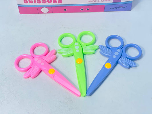 المقص البلاستيك ✂️✂️📝