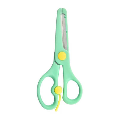 كارت المقص البلاستيك في سن معدن ✂️✂️📝