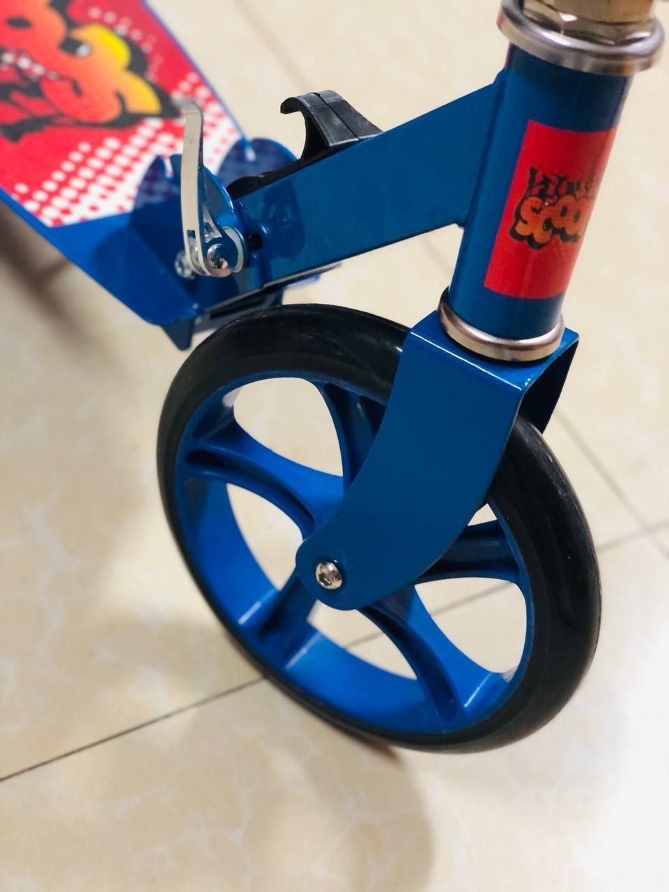 الاسكوتر الجامبو الملون 🛴