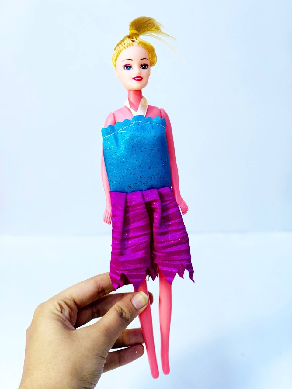 العروسة بالملابس المختلفة الجذابة 👩🏼👩🏼👩🏼👗👗👗