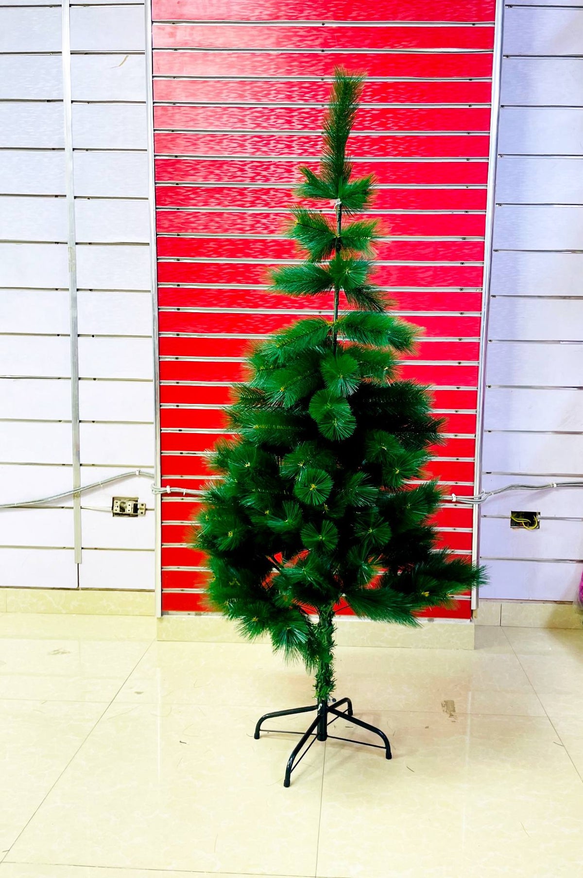 🎄 شجرة القنفد الأخضر : ١٥٠ سم